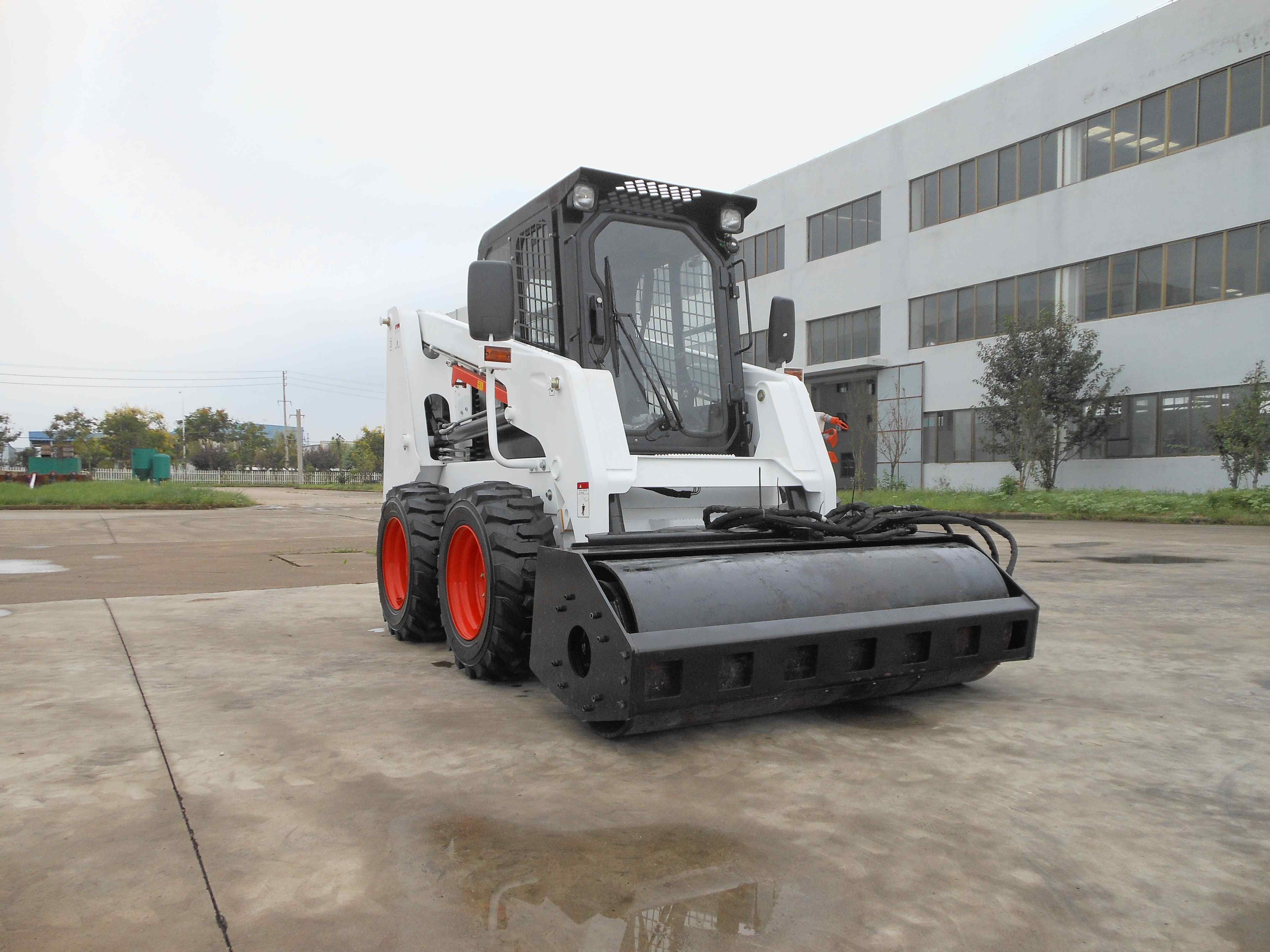 大滑移-辅具-压路机2.jpg